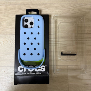 아이폰16pro 정품 크록스케이스 팔아요