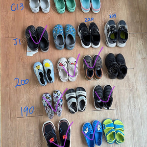 c13크록스 .운동화 .뉴발. 아디다스 샌들 여러가지~