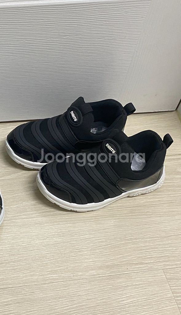 c13크록스 .운동화 .뉴발. 아디다스 샌들 여러가지~--9