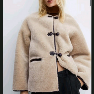 망고 mango 퍼이펙트 아플리케 코트 xs