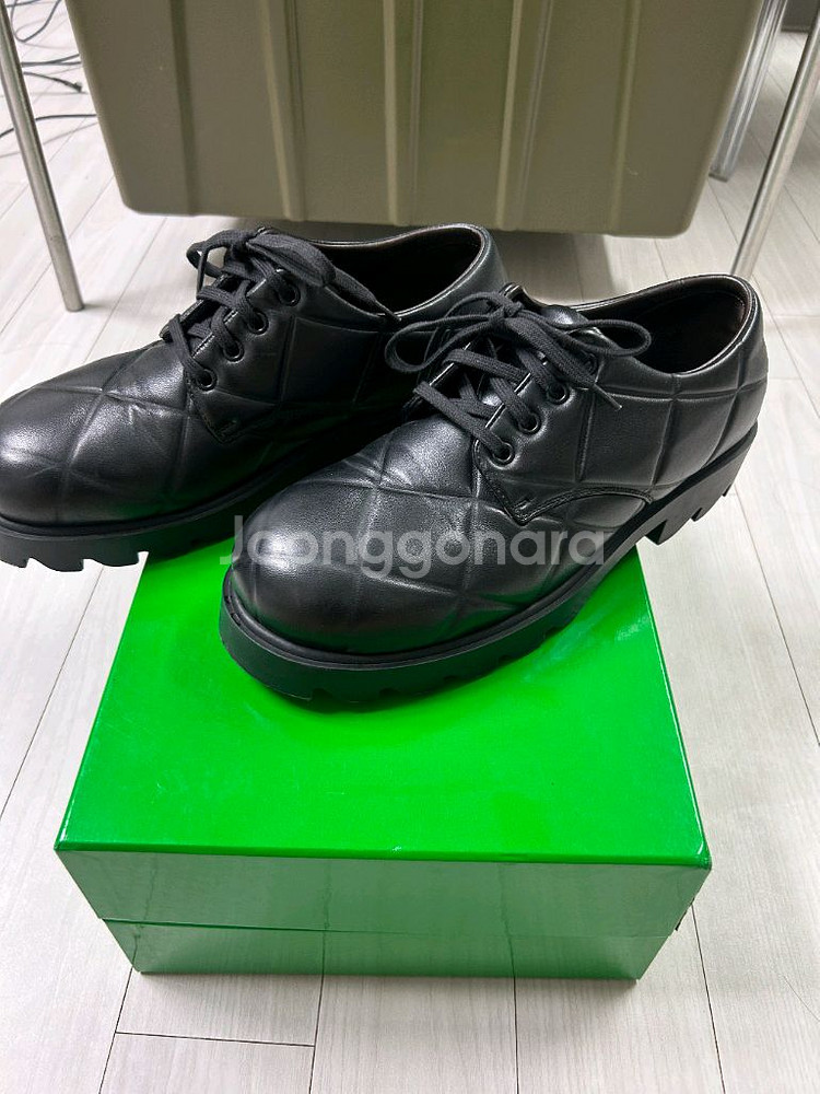 [42.5]보테가베네타 퀼팅 더비 블랙--1