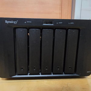 Synology DX517 (시놀로지 DX 517) 판매합니다