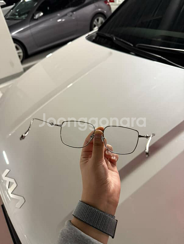 젠틀몬스터 아카데미아 02 실버--3