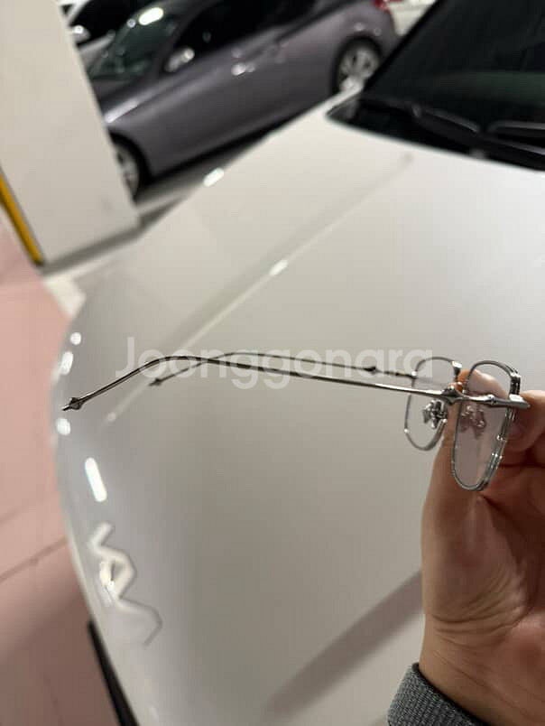 젠틀몬스터 아카데미아 02 실버--4