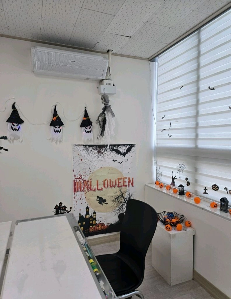 할로윈 장식 소품 세트 이미지