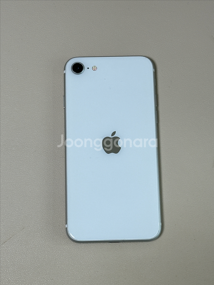 아이폰 se2 화이트 256gb A급 배터리 100%--15