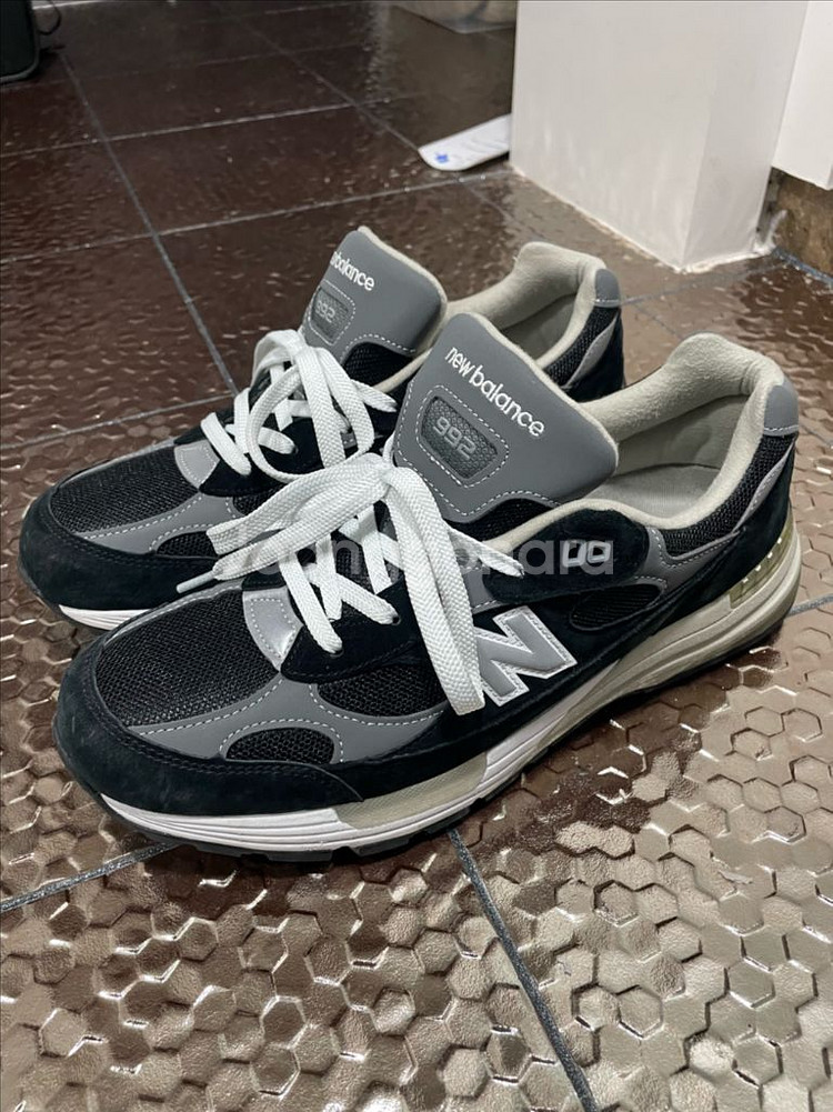 뉴발란스 992 블랙 300사이즈--0