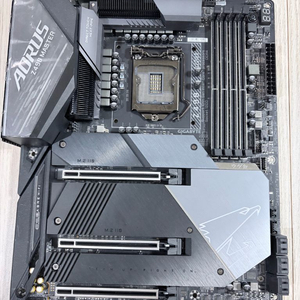 기가바이트 Z490 Aorus master 팝니다.