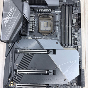 기가바이트 Z490 Aorus master 팝니다.