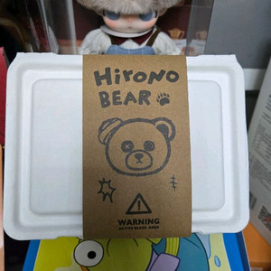 팝마트 중국 한정판 히로노 곰 인형(1개입)