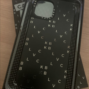 아이폰12프로맥스 한정판 블랙파리 콜라보 케이스