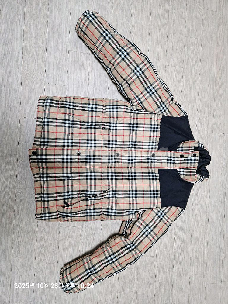 버버리 남성 패딩 리버시블 송민호패딩--0