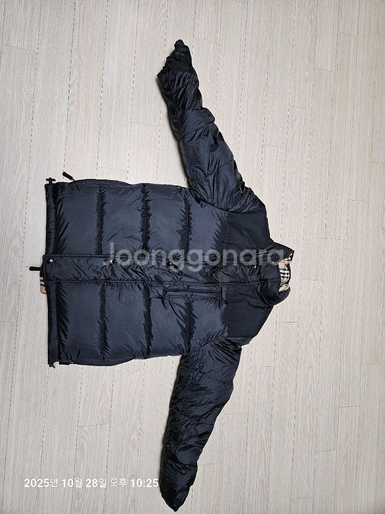 버버리 남성 패딩 리버시블 송민호패딩--1