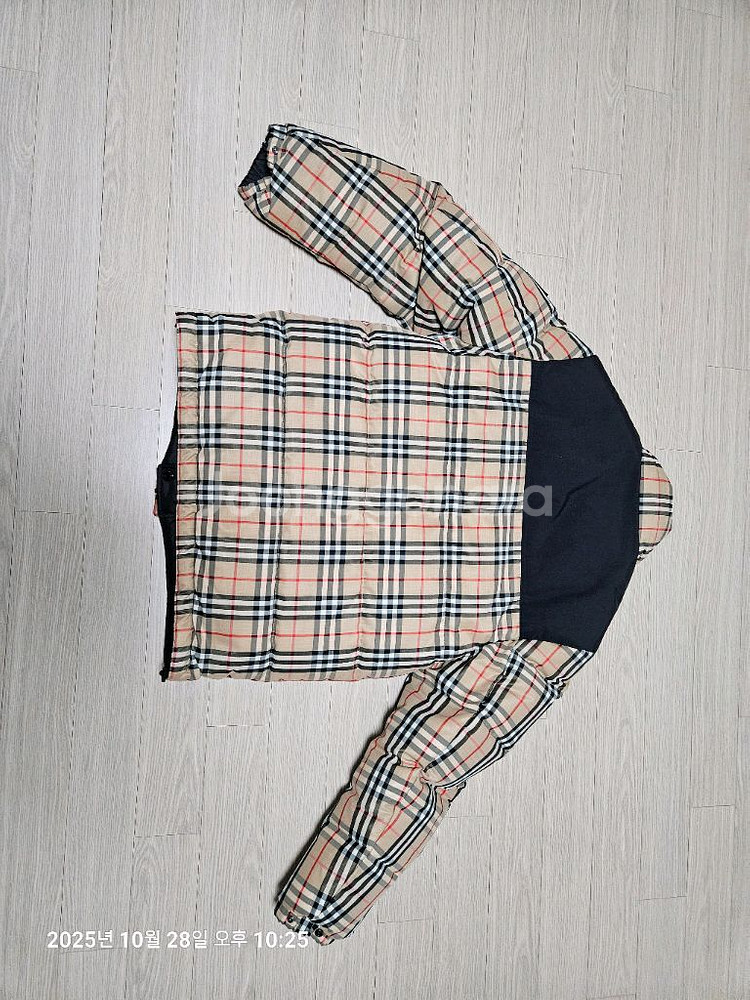 버버리 남성 패딩 리버시블 송민호패딩--3