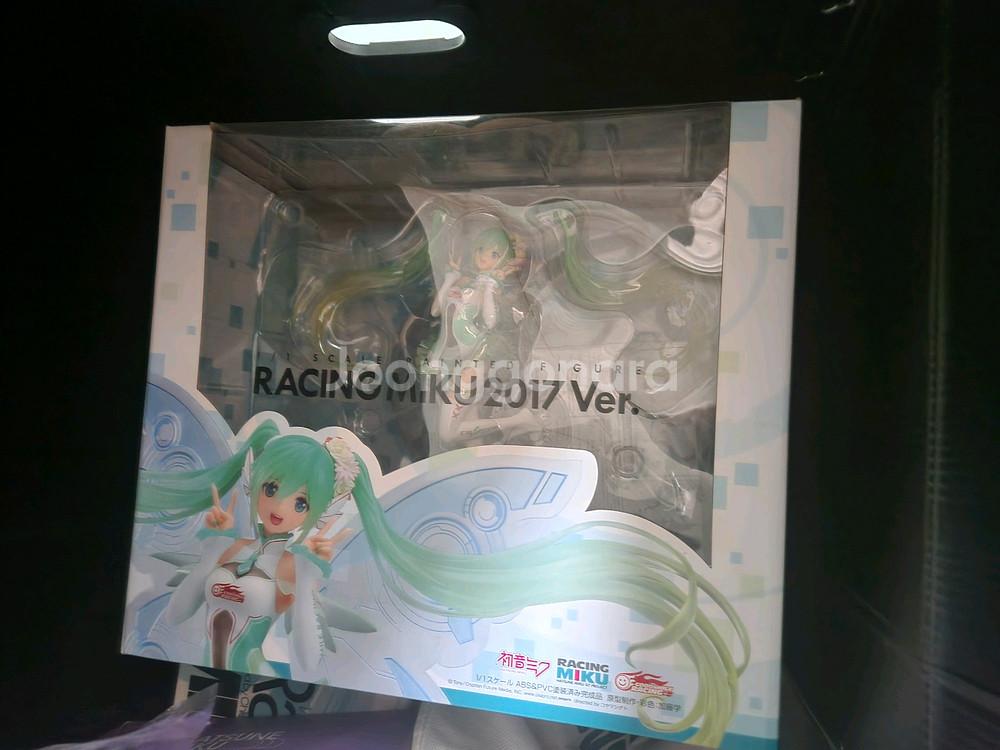 레이싱 미쿠 2017 Ver. 피규어--1