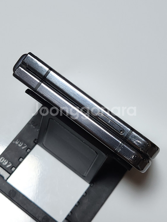 갤럭시Z플립5 256G 무잔상 블랙 55725--6