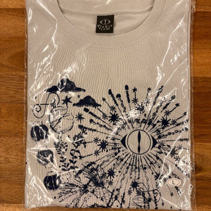 요루시카 도작재연 디자인 A 티셔츠 L사이즈