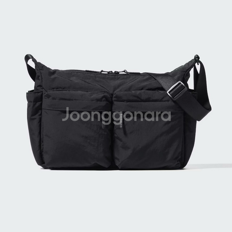 [새상품] 유니클로 멀티포켓 숄더백--0