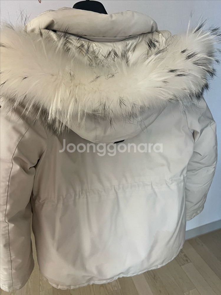 디스커버리 밀포드 패딩 팝니다--5