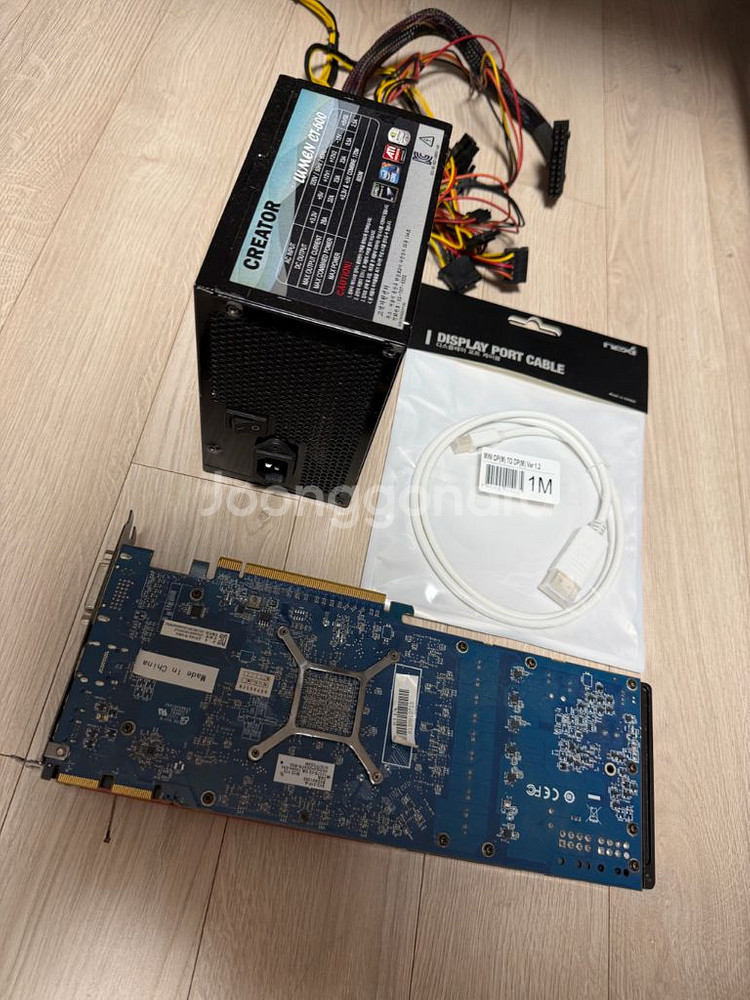 고장난 파워 그래픽카드 팝니다.--0