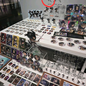 쿠지 진격의거인 초코노코, 리바이 한정판 아크릴