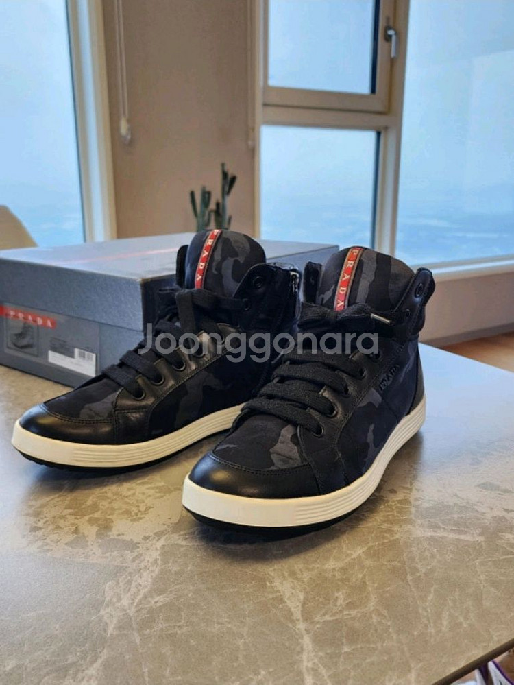 프라다 PRADA 남성 하이탑 스니커즈[정품. 박스 풀구성. 상태최상]--0