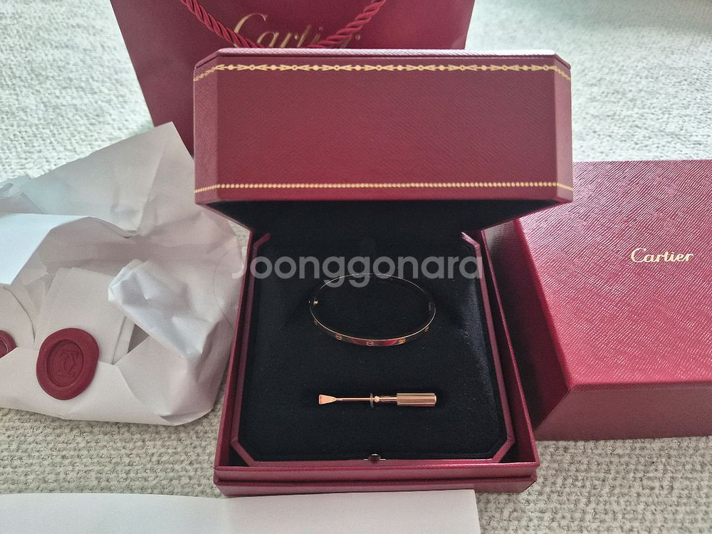 까르띠에 러브팔찌 로즈골드 SM (21년)--0