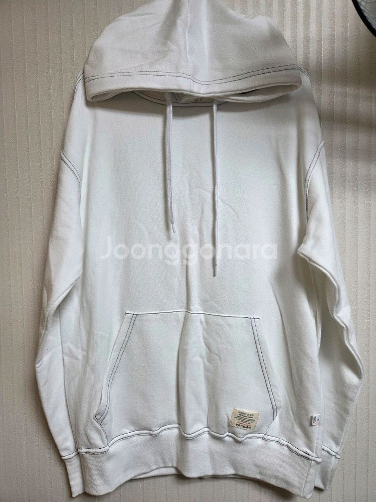 새상품 스티치 쭈리 후드티(화이트)--0