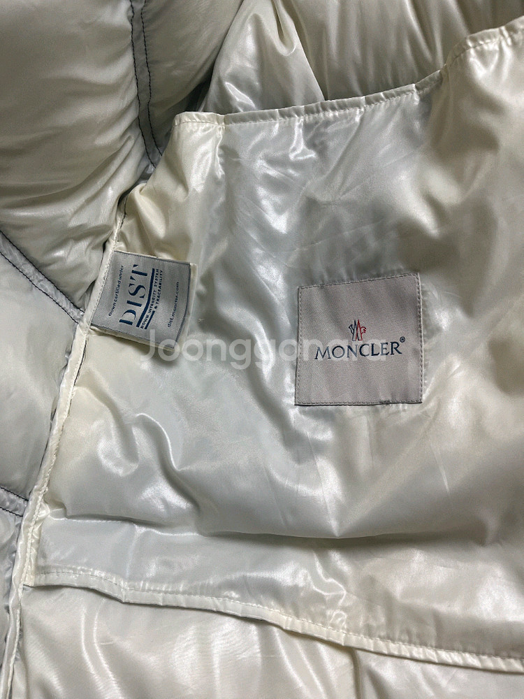 몽클레어 록듀디 패딩--4