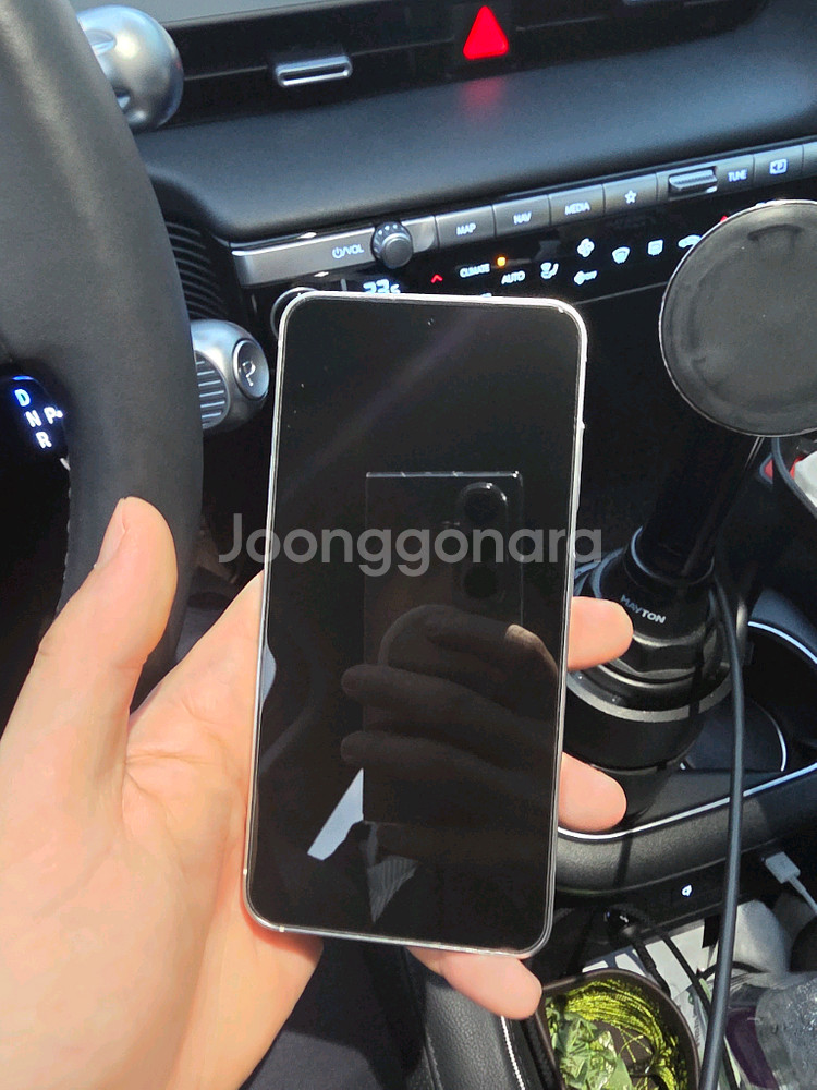 갤럭시s24 256g 화이트 팝니다--4