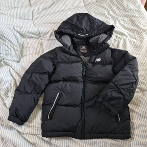 뉴발란스키즈 오리털패딩 블랙 145 (무배)