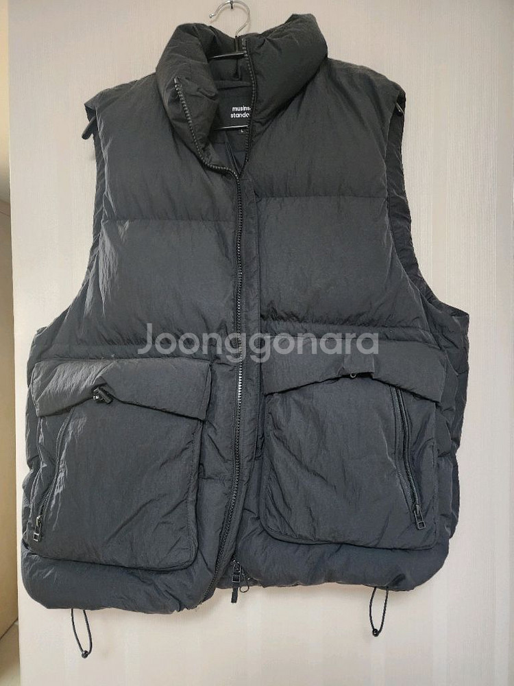 무신사 스탠다드 시티 레저 패딩 베스트 블랙 L--1