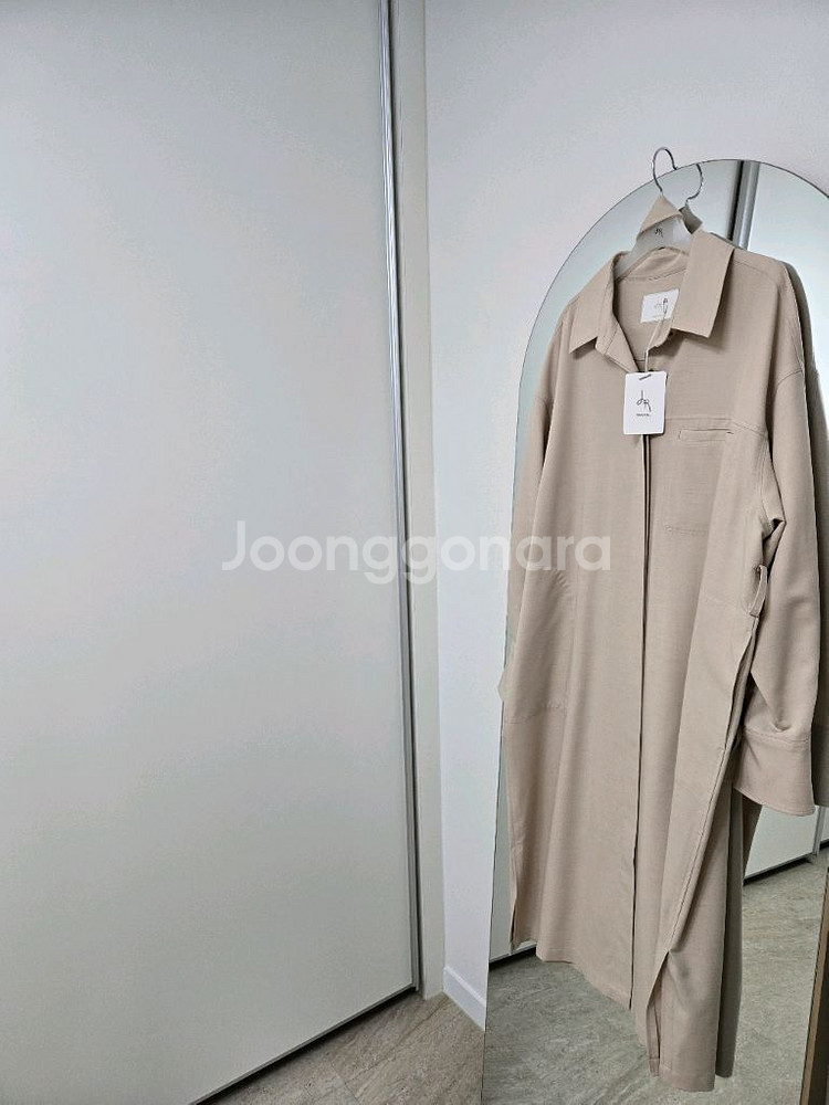 새상품) 드랑 자체제작 투웨이 트렌치코트&원피스--9