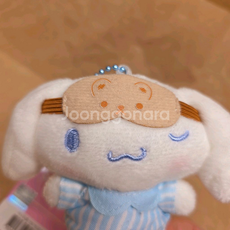 산리오 시나모롤 안대 인형 정품 키링.--1