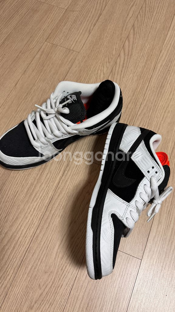 나이키 x 타이트부스 SB 덩크 로우 프로 블랙 앤 화--1