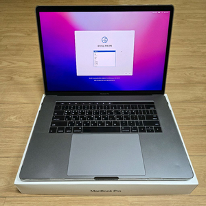 맥북 프로 15인치 2016년형 A1707