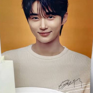 변우석 브로마이드+에코백 팝니다 이미지