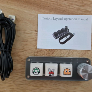 3키 1노브 유선 매크로 기계식 키보드