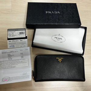 정품 프라다 사피아노 메탈 장지갑 블랙 풀박스