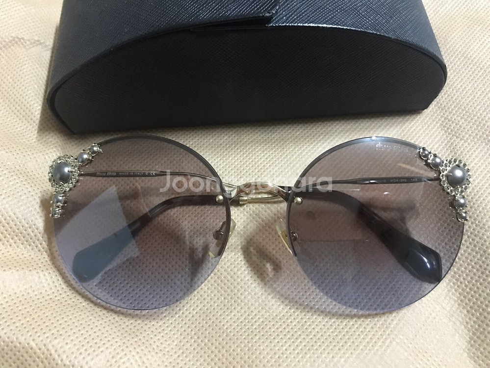 miu miu미우미우선글라스 사리외호 실크스카프--0