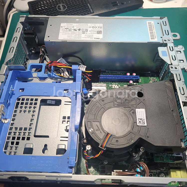 델 컴퓨터 인텔10세대 i5 16기가램 m.2 512기--2