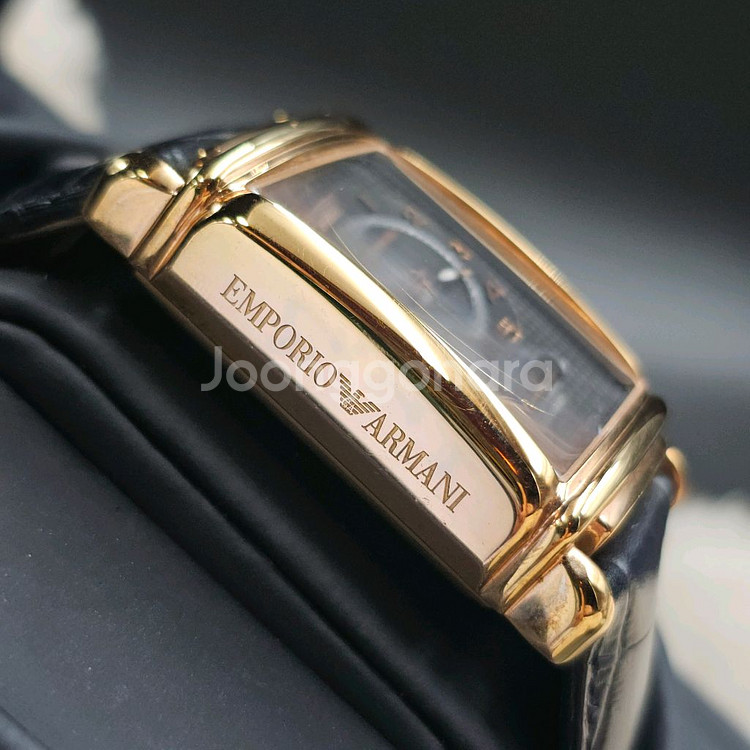한정판 엠포리오 아르마니 10주년 리미티드 에디션 시계--4