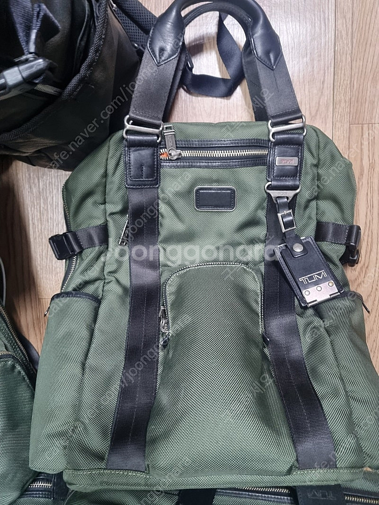 투미 카키 컬렉션--2