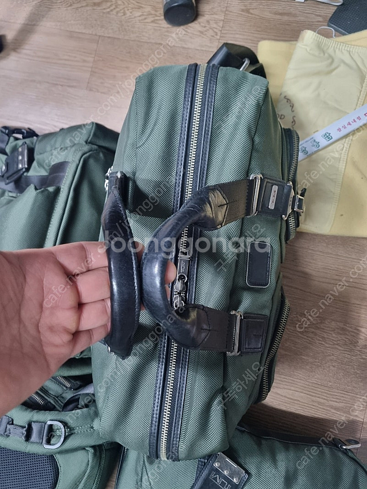 투미 카키 컬렉션--7