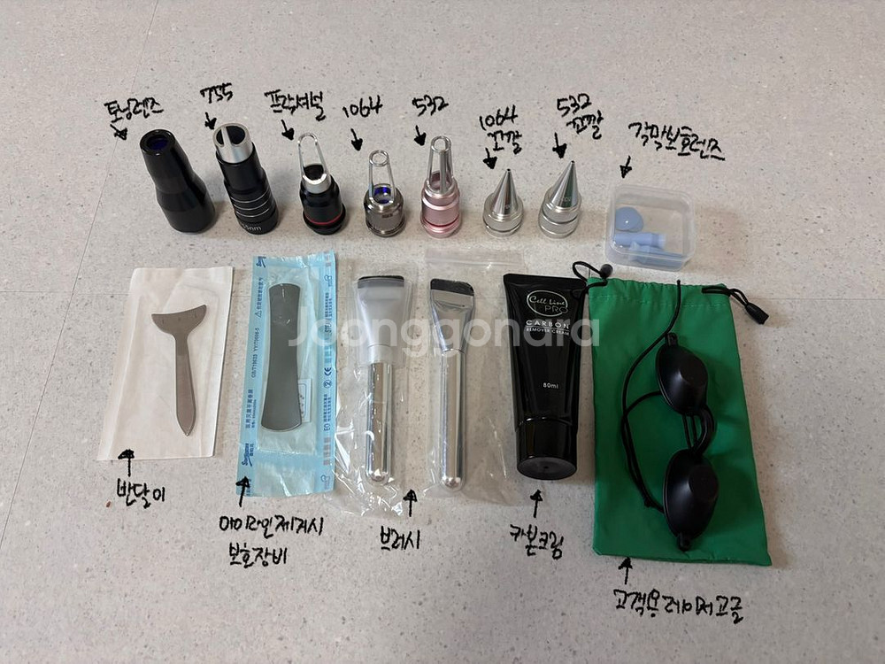 레이저 색소 토닝 기기 판매합니다.--6