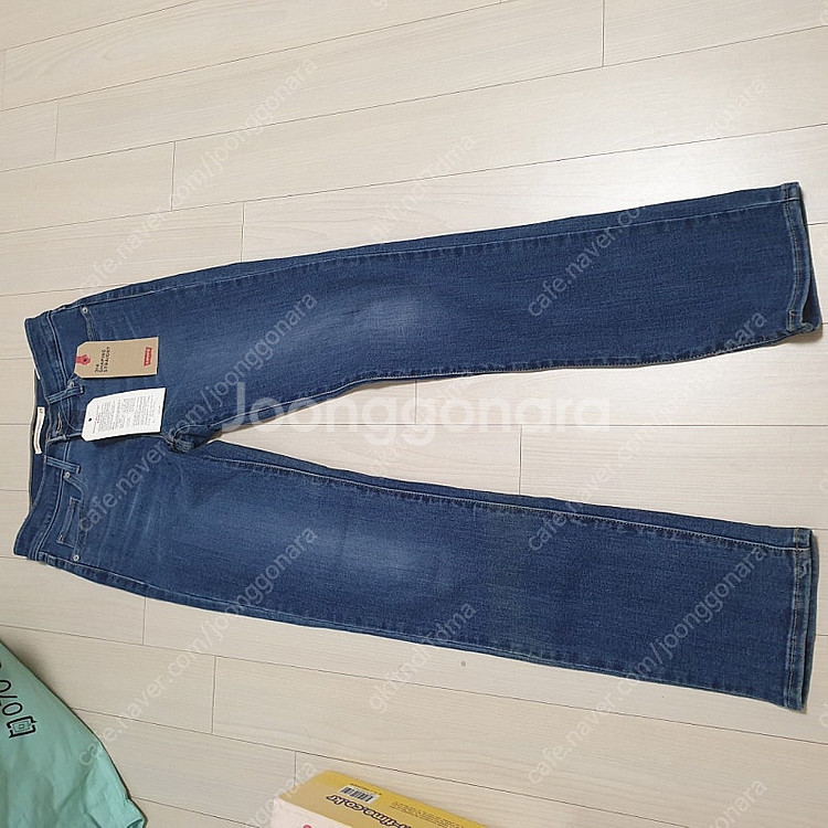 리바이스 여성 314 쉐이핑 스트레이트 25--0