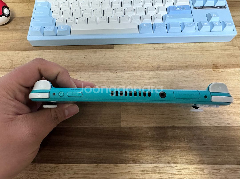 닌텐도 스위치 라이트 팝니다.--4