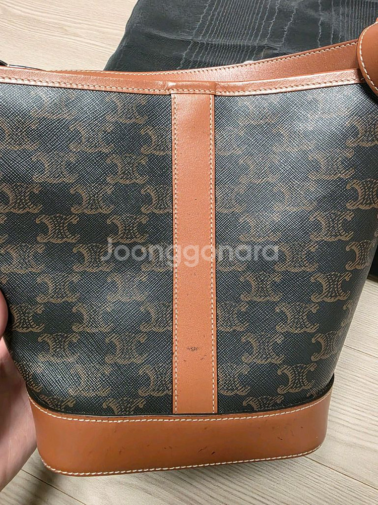 셀린느 스몰 버킷백--3