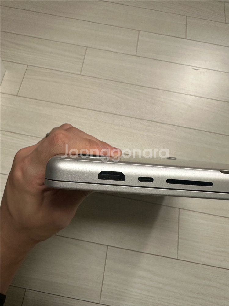 맥북 프로 M1 max 16인치 32gb 1tb 실버--5