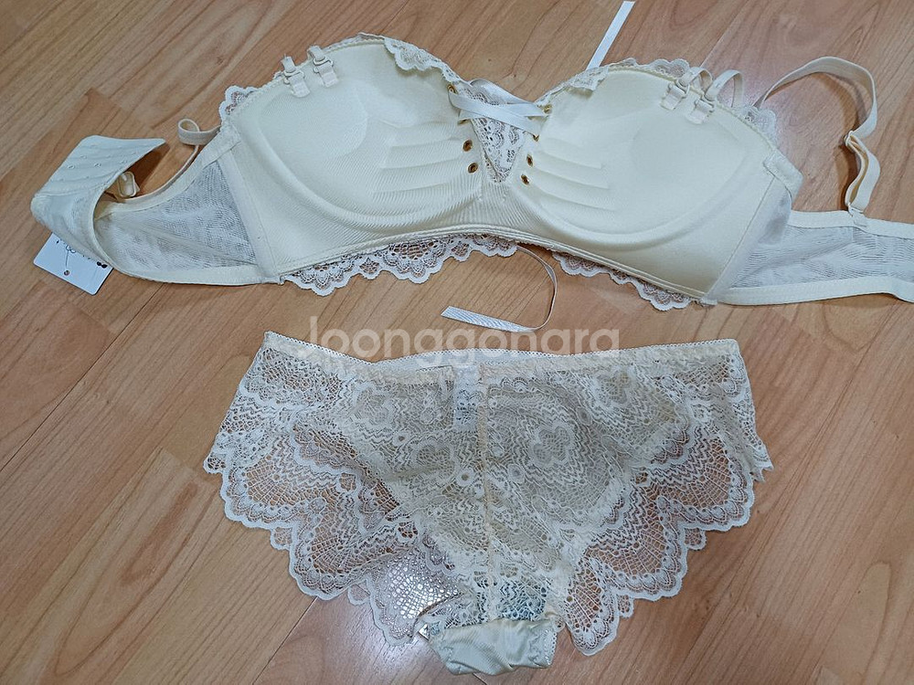 이너리티 코르셋 볼륨 브라세트 75ab 새상품이나작은오--7